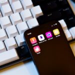 Czy aplikacje randkowe pomagają przełamać lęk społeczny? Spojrzenie z perspektywy psychologii